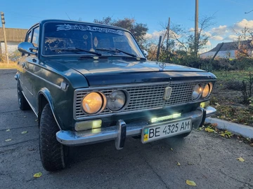 Авто ВАЗ 2103 1980 № 8137785