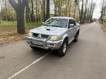 Авто Mitsubishi L 200 2005 № 8137955