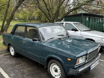Авто ВАЗ 2107 2004 № 8138008