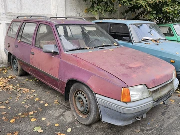 Авто Opel Kadett 1988 № 8138016