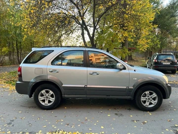 Авто KIA Sorento 2005 № 8138159