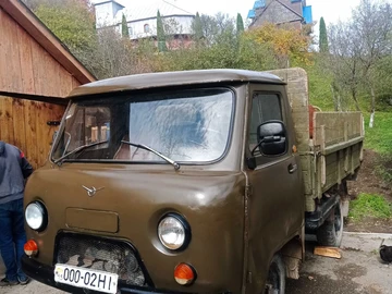 Авто УАЗ 3303 1990 № 8138163