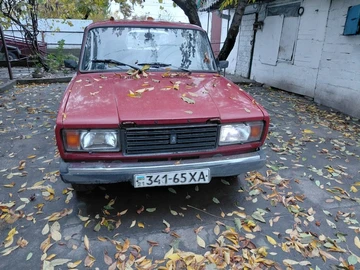 Авто ВАЗ 2107 1996 № 8138387