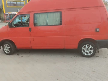 Авто Volkswagen Transporter 2002 № 8138407