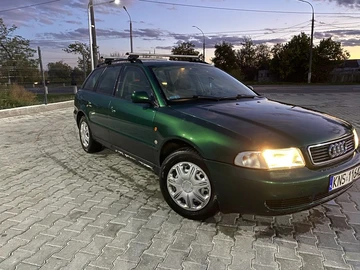 Авто Audi A4 2000 № 8138508
