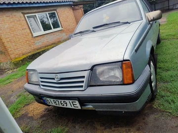 Авто Opel Ascona 1988 № 8138657