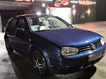 Авто Volkswagen Golf 2001 № 8138717
