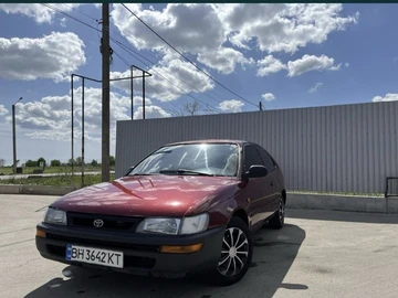 Авто Toyota Avensis Verso 1995 № 8139106