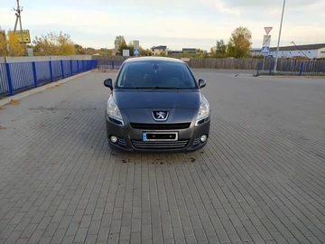 Авто Peugeot 5008 2010 № 8139112