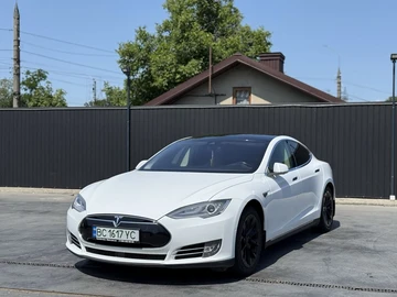 Авто Tesla Model S 2015 № 8139133