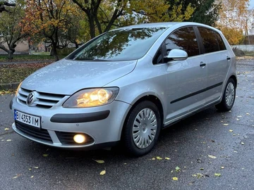 Авто Volkswagen Golf Plus 2008 № 8139295