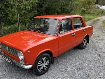 Авто ВАЗ 2101 1983 № 8139500