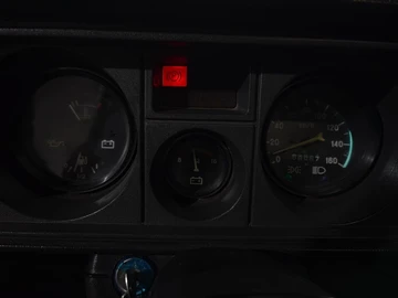 Авто ВАЗ 2105 1994 № 8139503
