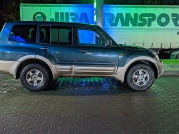 Авто Mitsubishi Pajero 2000 № 8139507