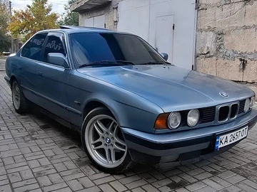 Авто BMW 5 Серия 1988 № 8139752