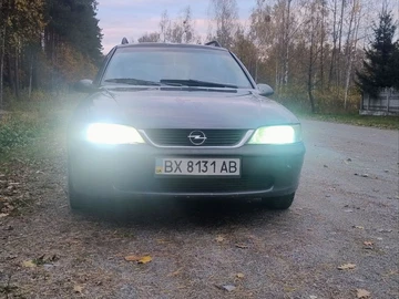 Авто Opel Vectra 1997 № 8139911