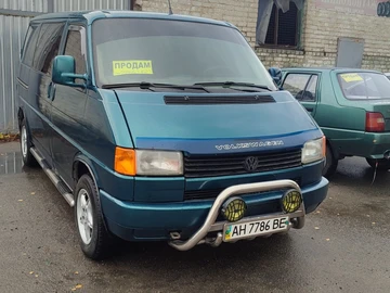 Авто Volkswagen Transporter 1991 № 8139949