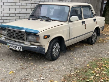 Авто ВАЗ 2107 1985 № 8139990