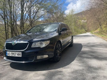 Авто Skoda Superb 2009 № 8140054
