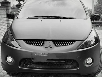 Авто Mitsubishi Grandis 2006 № 8140065