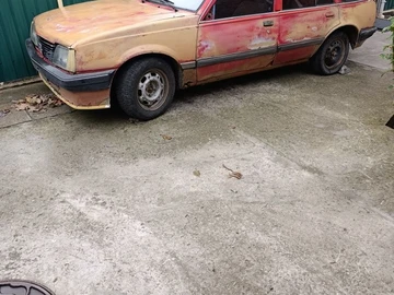 Авто Opel Ascona 1987 № 8140191