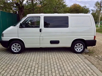 Авто Volkswagen Transporter 2001 № 8140193