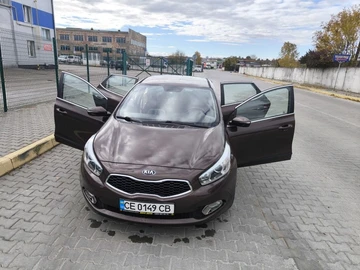 Авто KIA Cee X27 D 2012 № 8140196