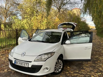 Авто Renault Megane 2010 № 8140210