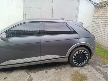 Авто Hyundai Ioniq 2023 № 8140213