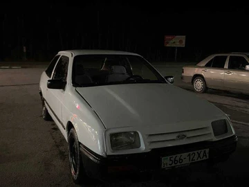 Авто Ford Sierra 1984 № 8140216