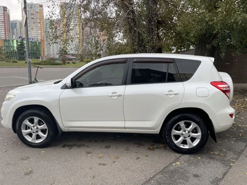 Авто Toyota Rav 4 2011 № 8140220