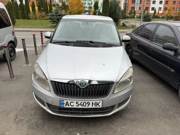 Авто Skoda Fabia 2012 № 8140396