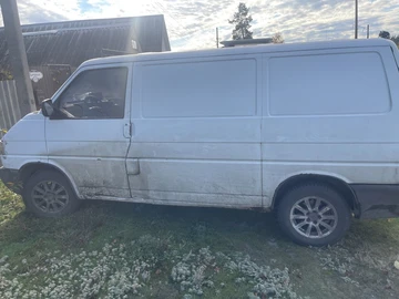 Авто Volkswagen Transporter 2001 № 8140391