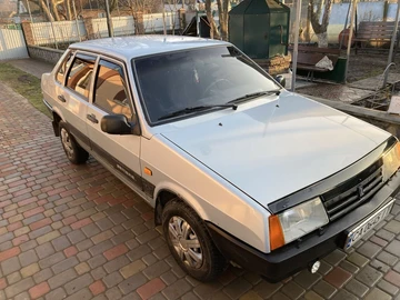 Авто ВАЗ 21099 2004 № 8140413
