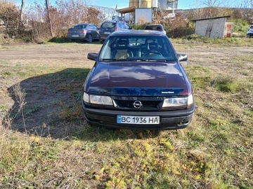 Авто Opel Vectra 1995 № 8140415