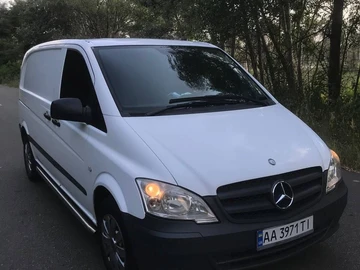 Авто Mercedes 220 2011 № 8140506