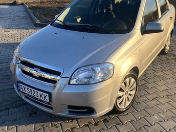 Авто Chevrolet Aveo 2011 № 8140545