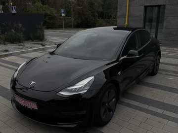 Авто Tesla Model 3 2019 № 8140641