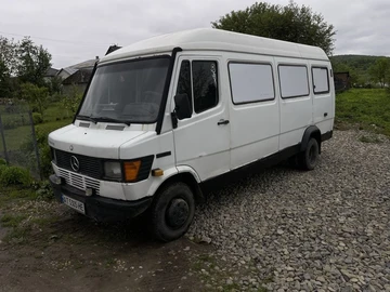 Авто Mercedes Mb 1995 № 8140642