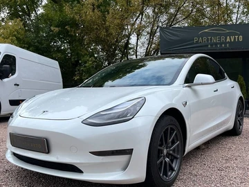 Авто Tesla Model 3 2019 № 8140647