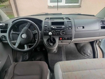 Авто Volkswagen Transporter 2007 № 8140704