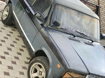 Авто ВАЗ 2107 1988 № 8140807