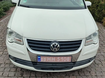 Авто Volkswagen Touran 2008 № 8140816