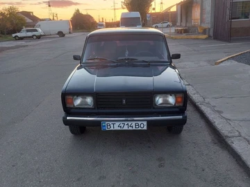 Авто ВАЗ 2107 1985 № 8140924