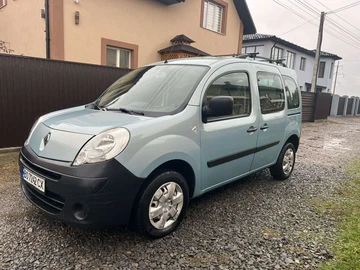 Авто Renault Kangoo Passenger 2008 № 8140931