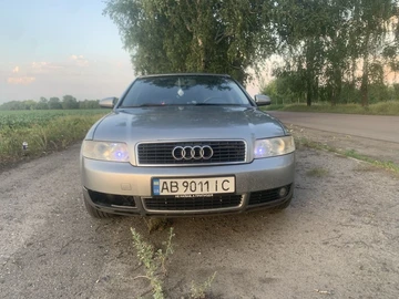 Авто Audi A4 2001 № 8141177