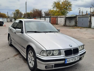 Авто BMW 3 Серия 1993 № 8141260