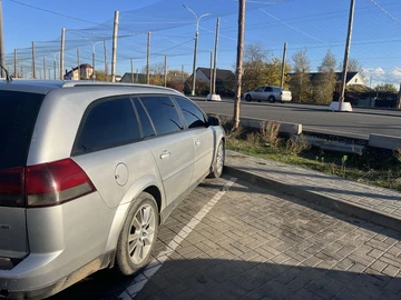 Авто Opel Vectra 2004 № 8141498