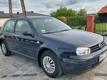 Авто Volkswagen Golf 1999 № 8141514