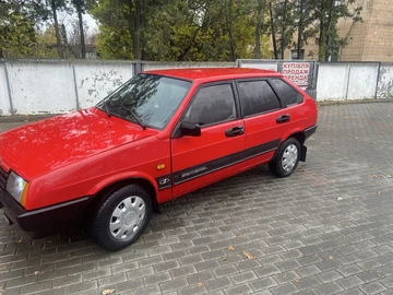 Авто ВАЗ 2109 1993 № 8141526
